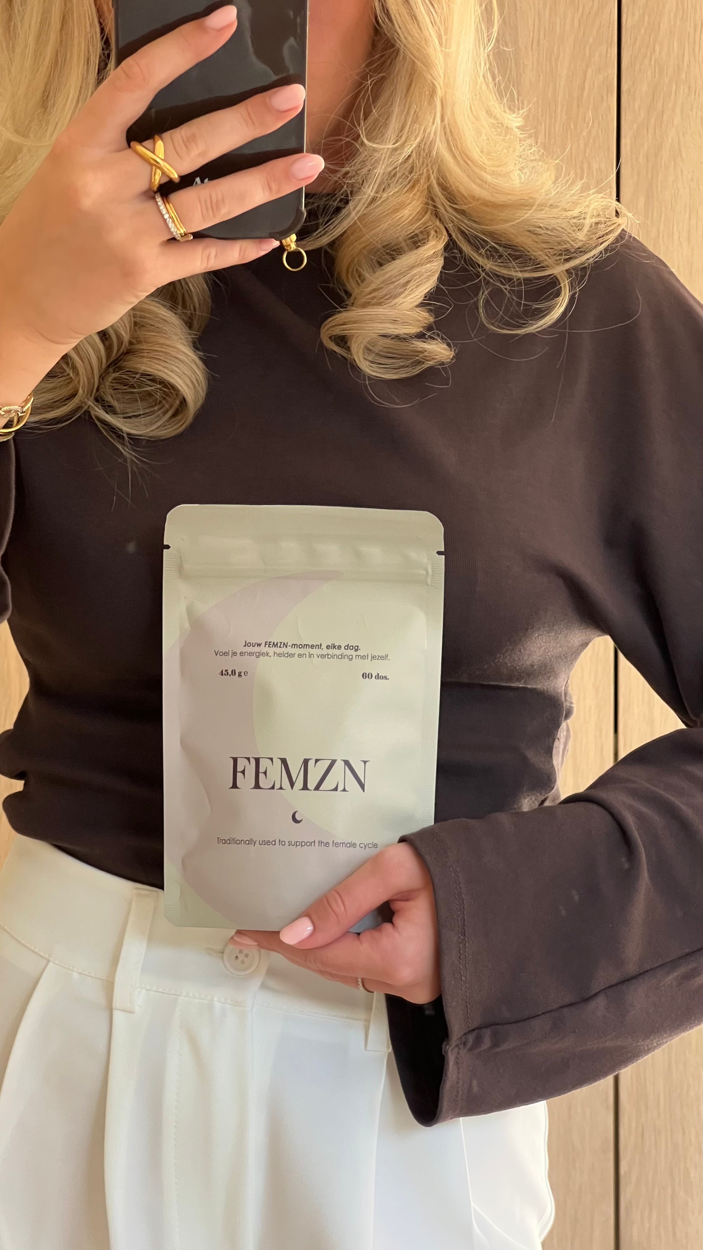 FEMZN Bundel: Maanzinnig in Balans Boek + Hormonal Balance Supplement