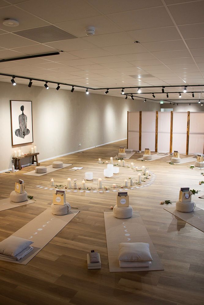 FEMZN Studio - Vrouwencirkels in het ritme van de maan